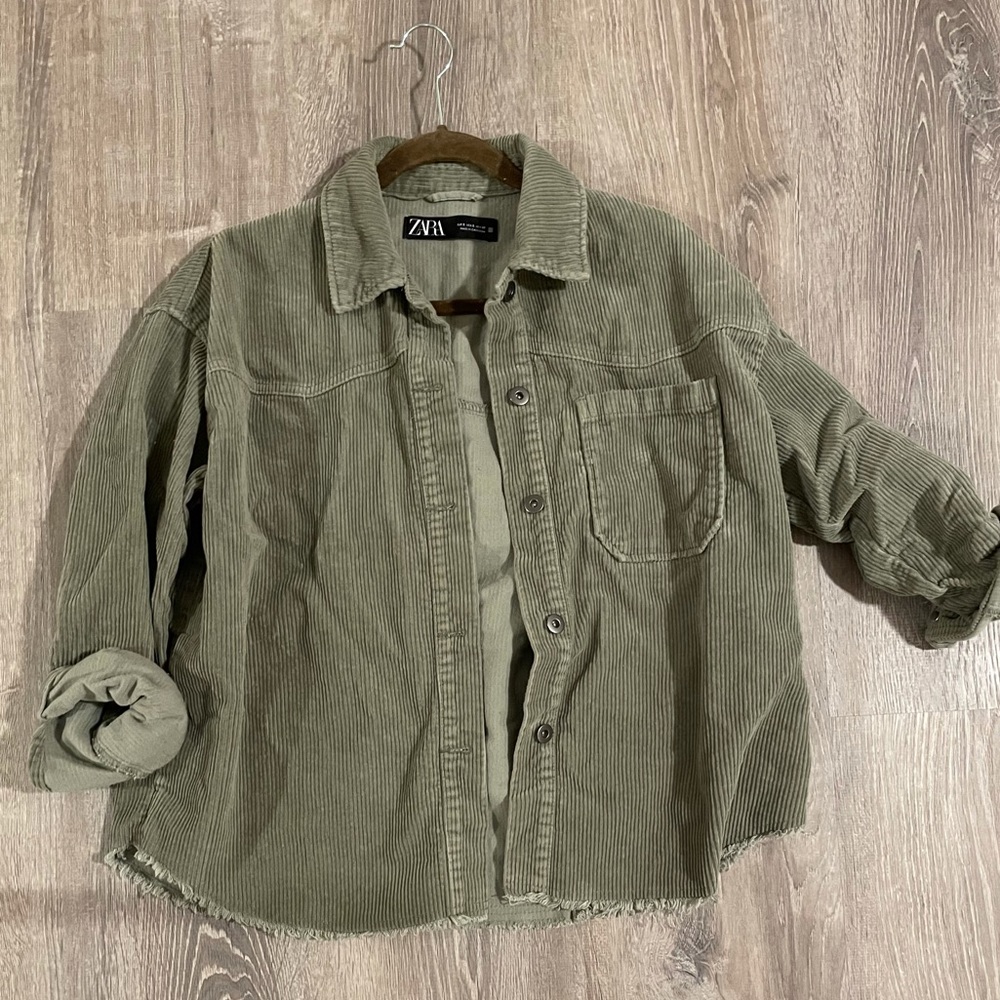 Zara olive shaket